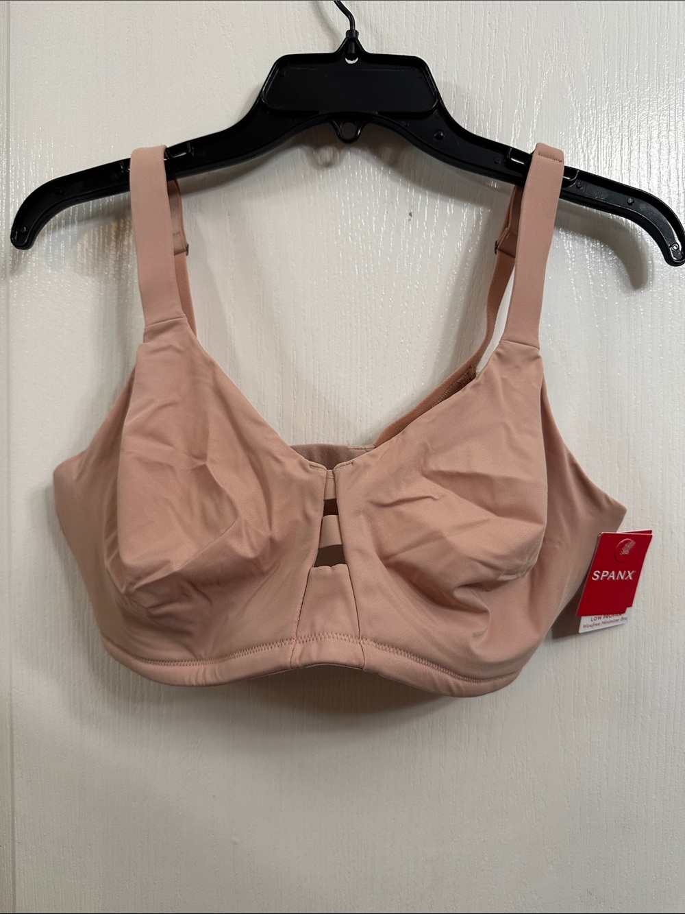 SPANX Soft Support Front-Detail Bra in Blush